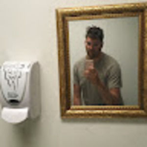 Meet your Posher, Logan